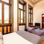 Διαμέρισμα Charming & Cozy